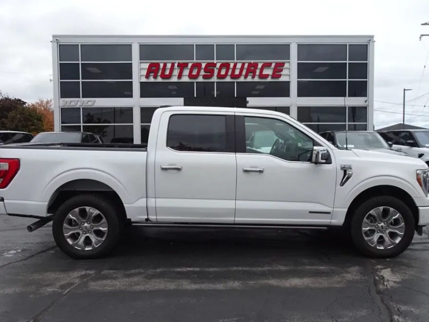 2021 Ford F-150 Platinum photo 1