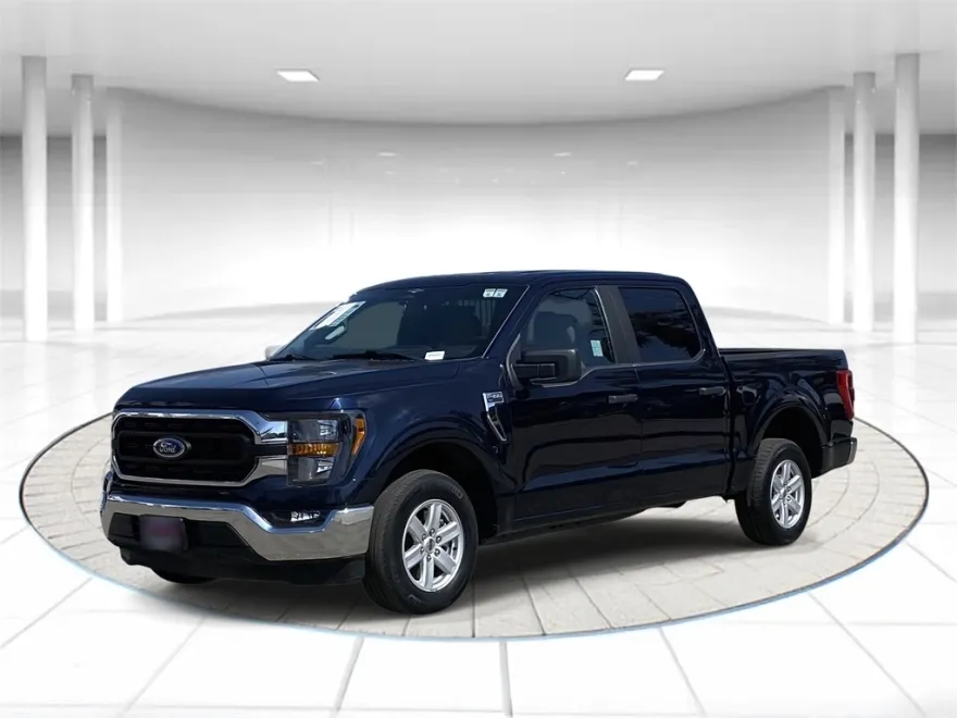 2023 Ford F-150 XLT photo 1