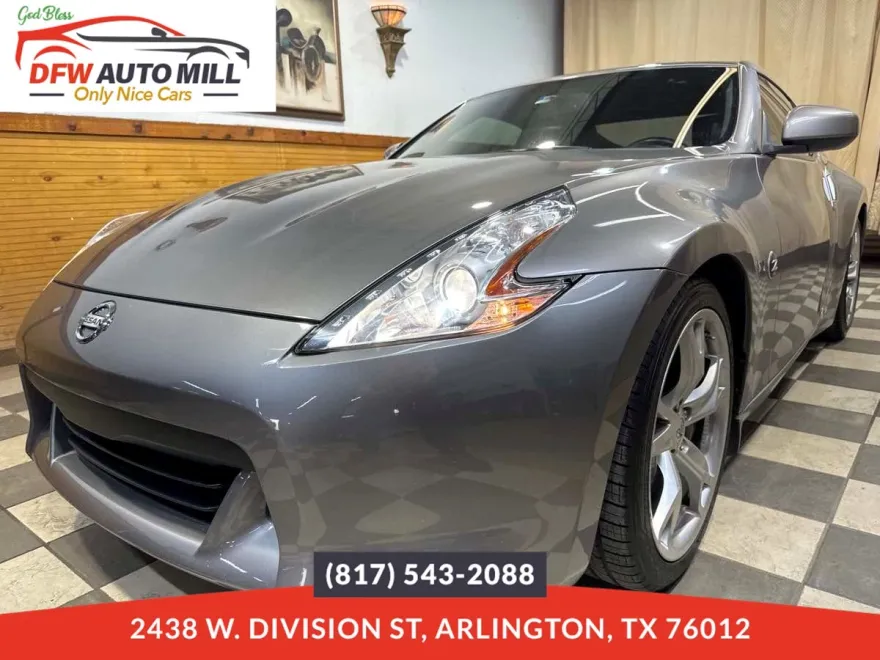 2009 Nissan 370Z Touring photo 1