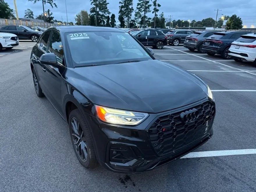 2025 Audi SQ5 Premium Plus photo 1