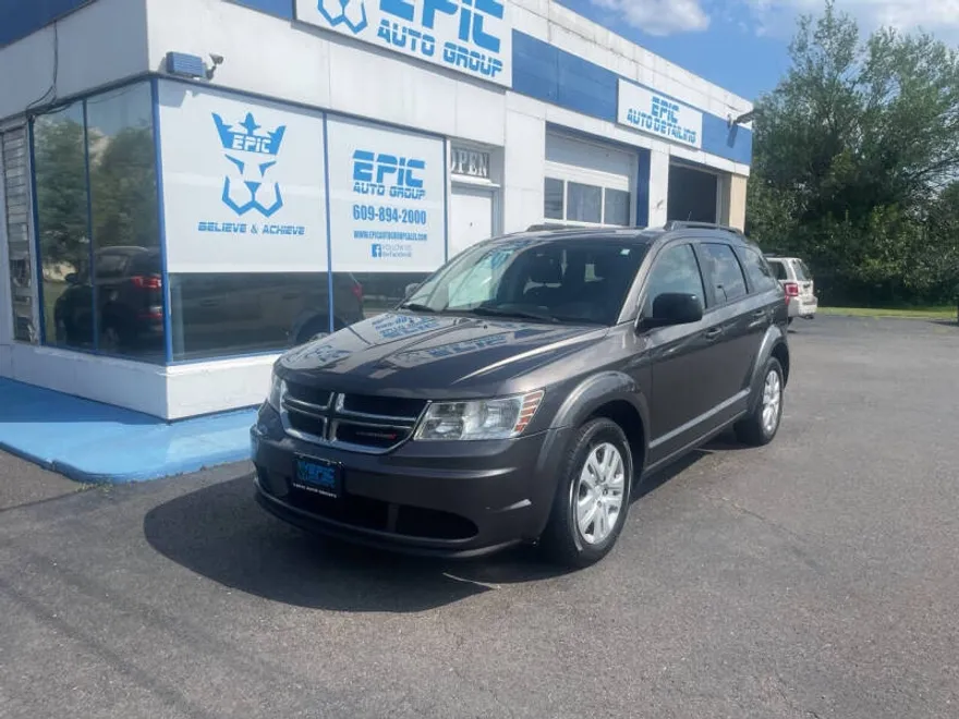 2014 Dodge Journey SE photo 1