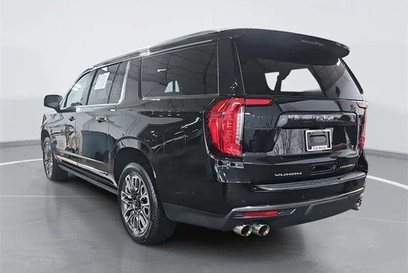 2024 Gmc Yukon XL Denali Ultimate photo 1