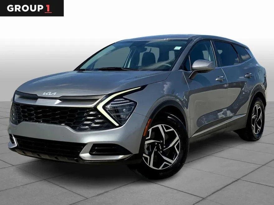2024 Kia Sportage LX photo 1