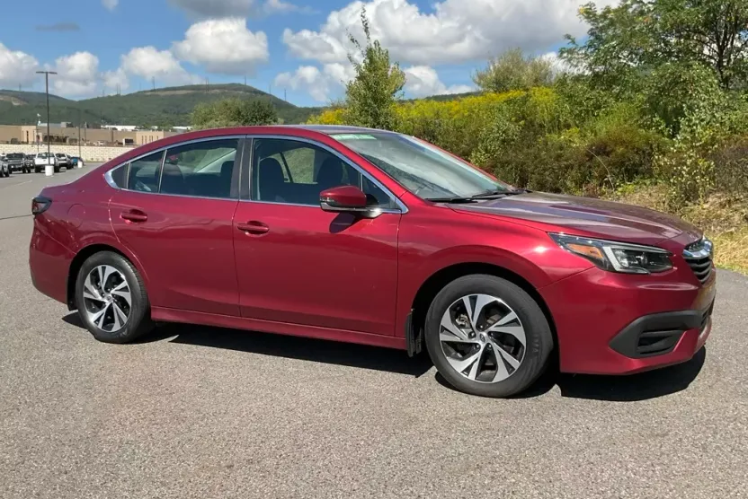 2022 Subaru Legacy Premium photo 1