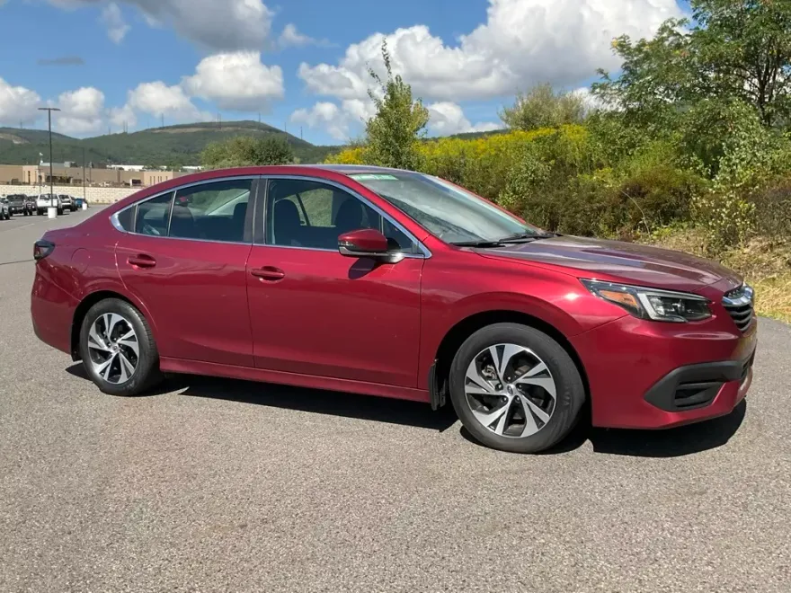 2022 Subaru Legacy Premium photo 1