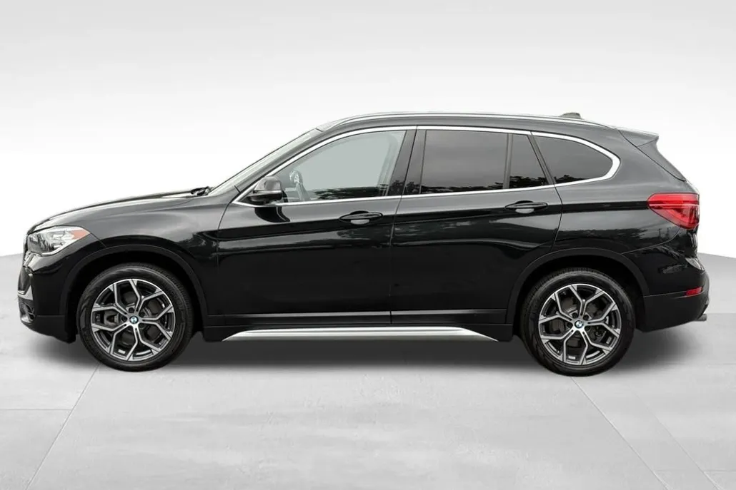 2022 Bmw X1 XDrive28i photo 1
