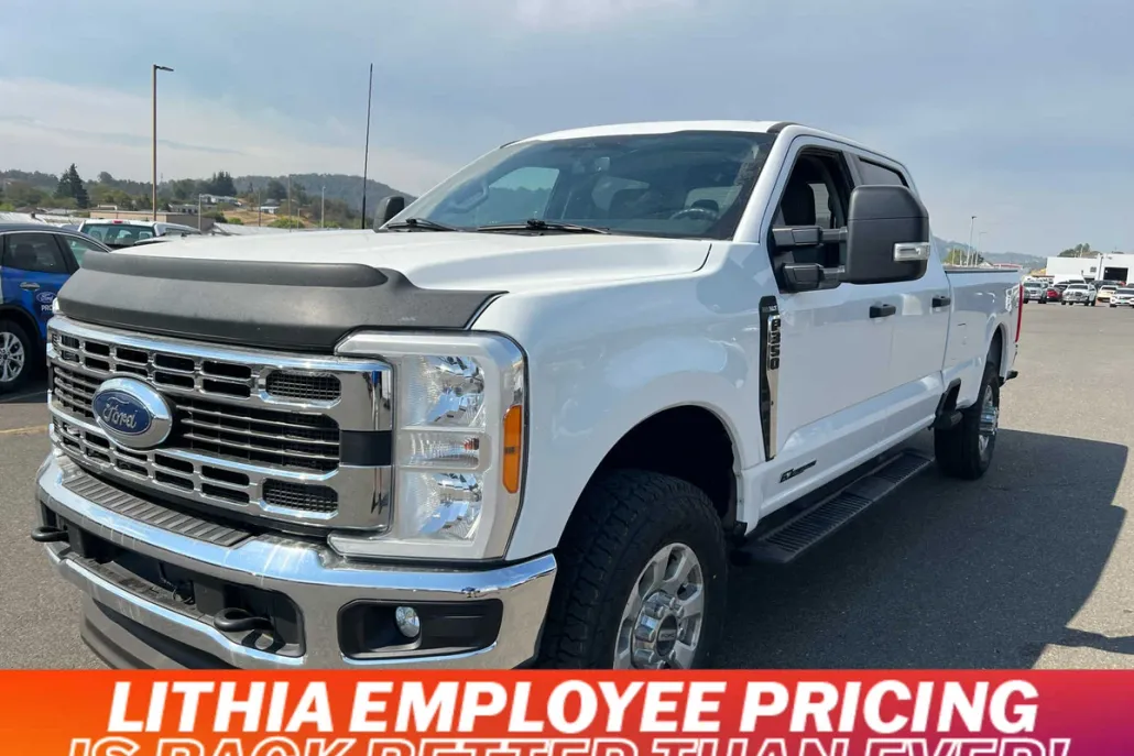 2023 Ford F-350 XLT photo 1