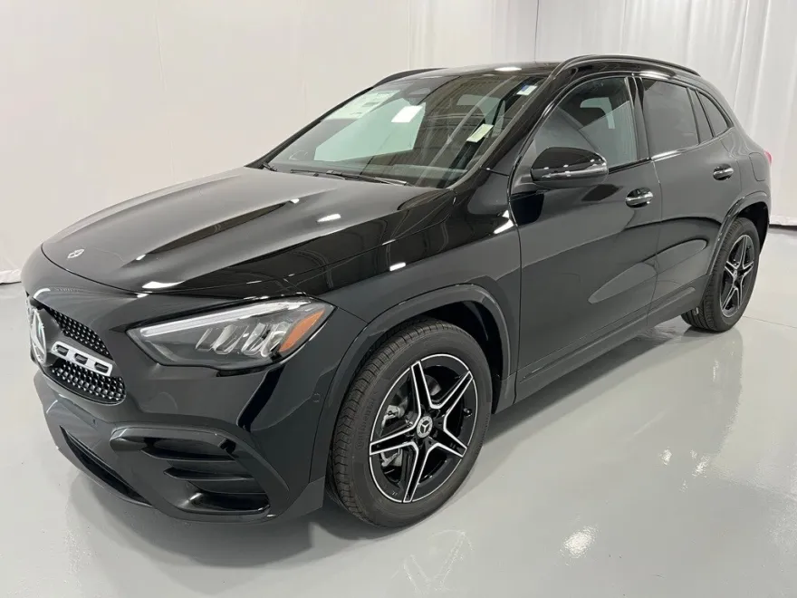 2025 Mercedes Benz GLA 250 4MATIC photo 1