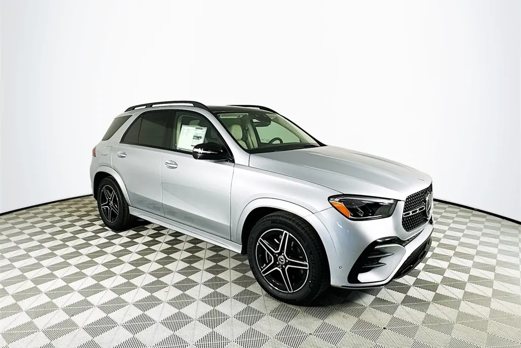 2026 Mercedes Benz GLE 450 4MATIC photo 1
