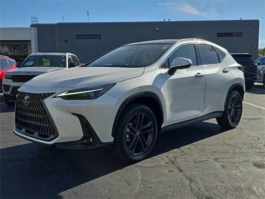 2025 Lexus NX 450h+ Luxury AWD photo 1