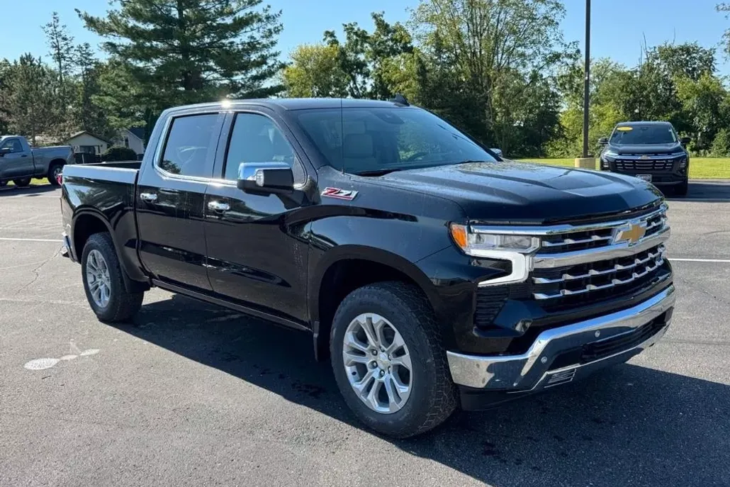2026 Chevrolet Silverado 1500 LTZ photo 1