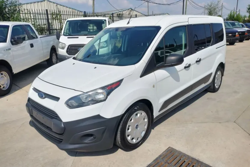 2017 Ford Transit Passenger XL Van photo 1