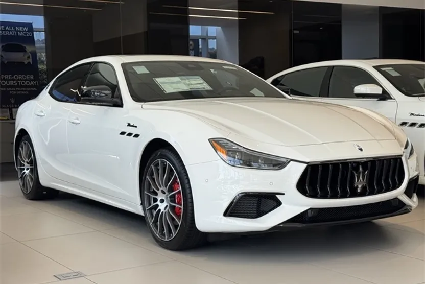 2024 Maserati Ghibli Modena photo 1