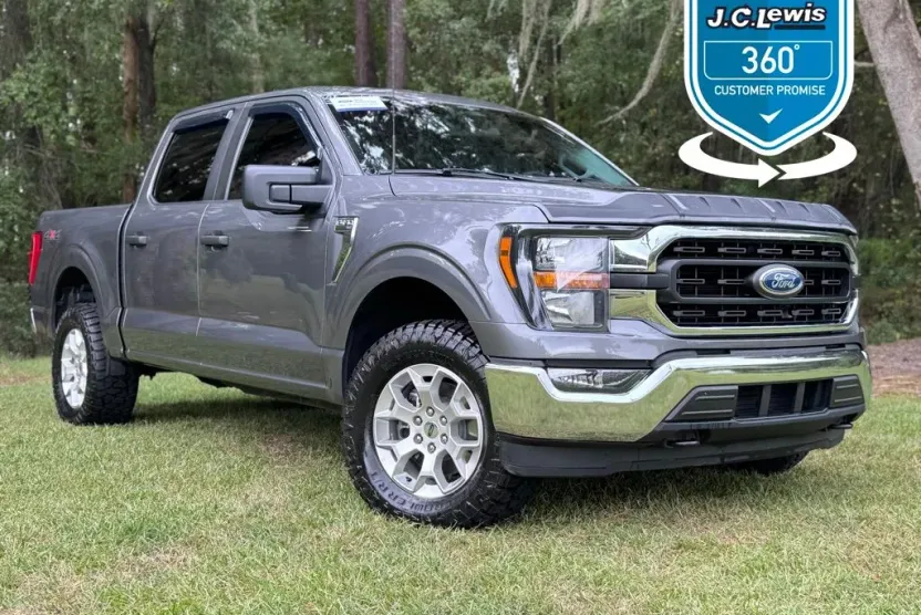2023 Ford F-150 XLT photo 1