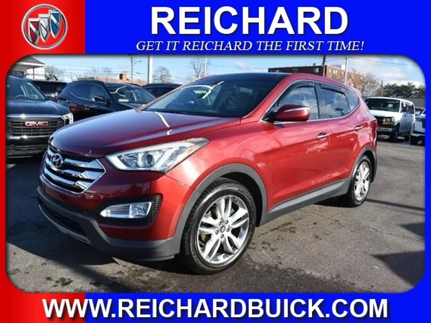 2013 Hyundai Santa Fe 2.0T Sport photo 1