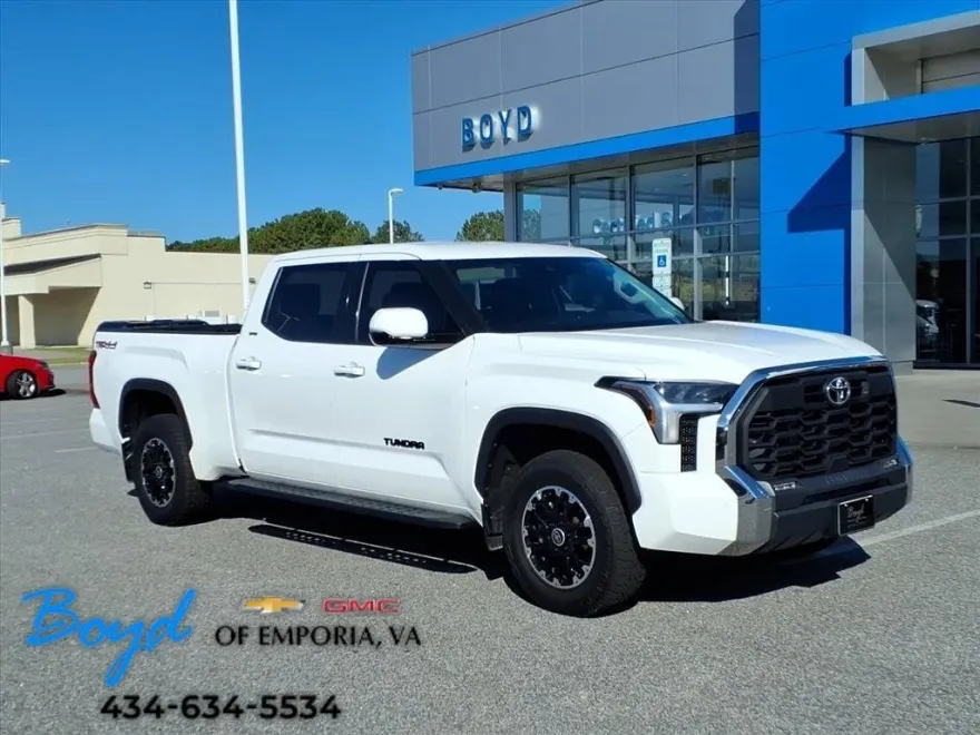 2022 Toyota Tundra SR5 photo 1