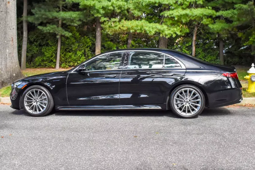 2023 Mercedes Benz S 500 4MATIC photo 1
