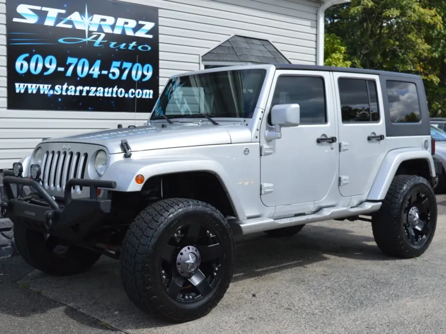 2008 Jeep Wrangler Unlimited Sahara Sport photo 1