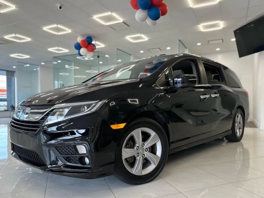 2019 Honda Odyssey EX-L photo 1