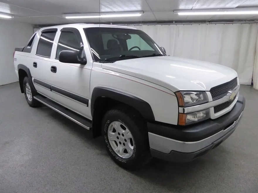 2003 Chevrolet Avalanche photo 1