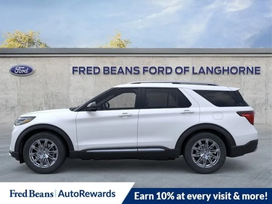 2025 Ford Explorer Platinum photo 1