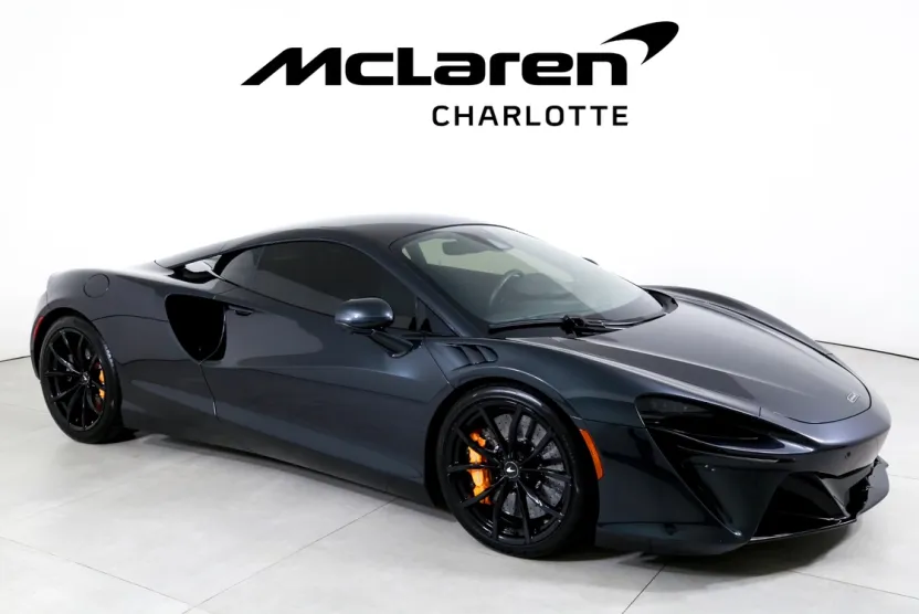 2023 Mclaren ARTURA photo 1