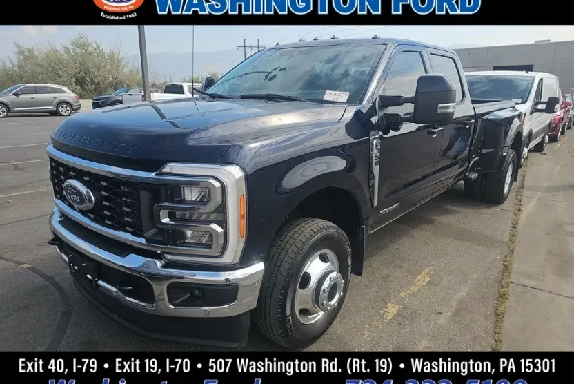 2023 Ford F-350 Lariat photo 1