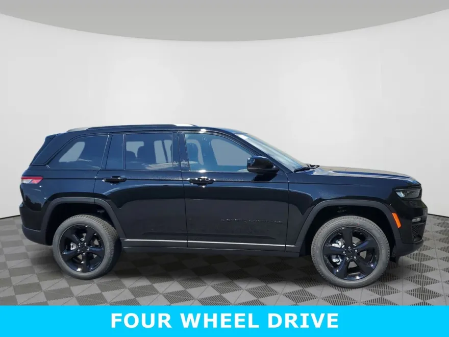 2025 Jeep Grand Cherokee Limited photo 1