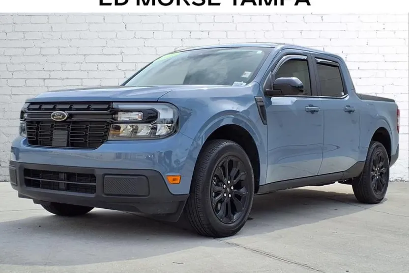 2024 Ford Maverick Lariat photo 1