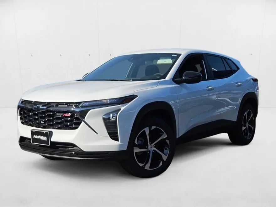 2025 Chevrolet Trax photo 1