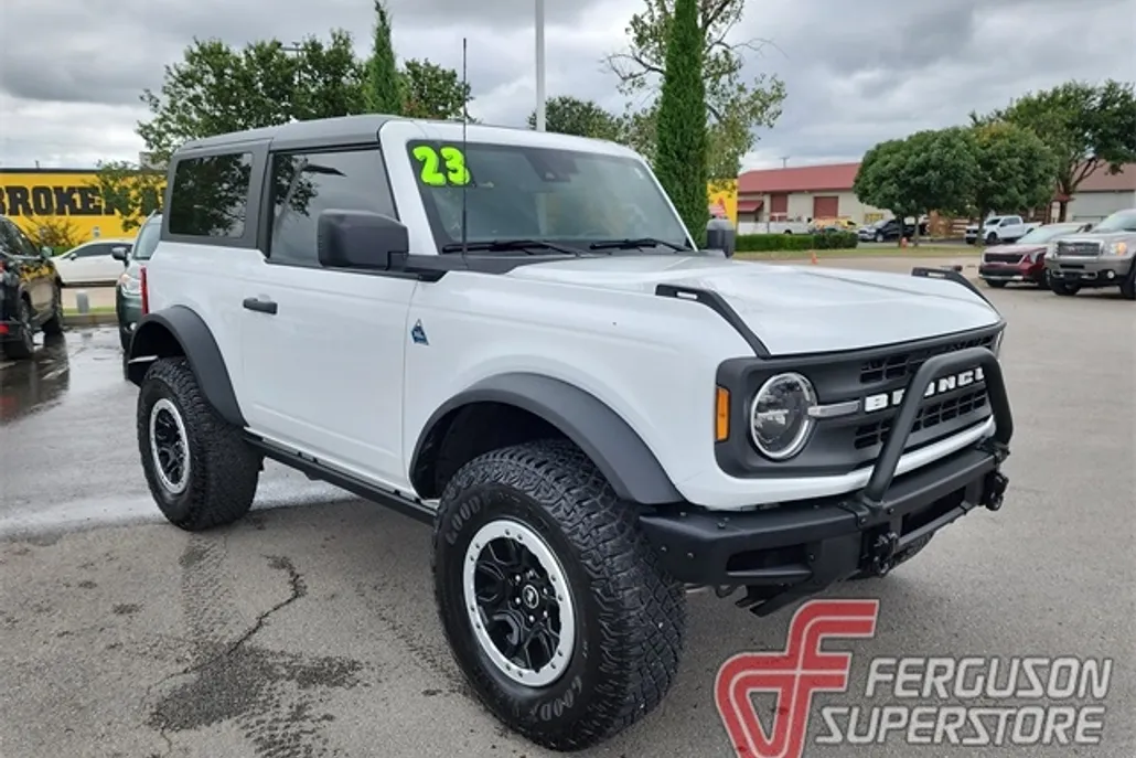 2023 Ford Bronco Black Diamond photo 1
