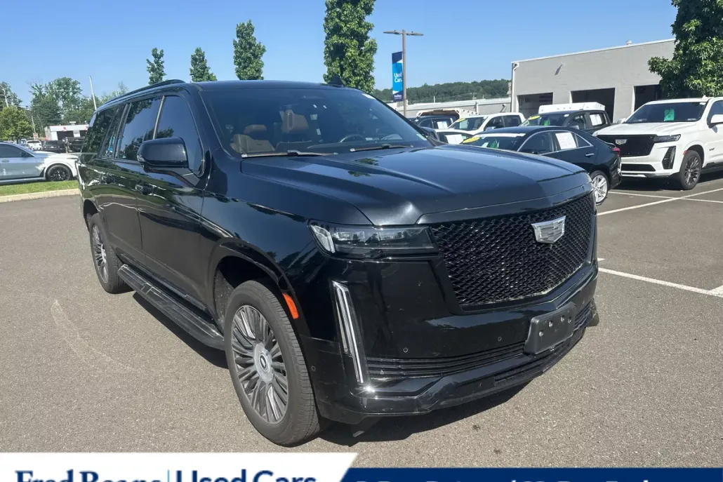 2021 Cadillac Escalade ESV Sport photo 1