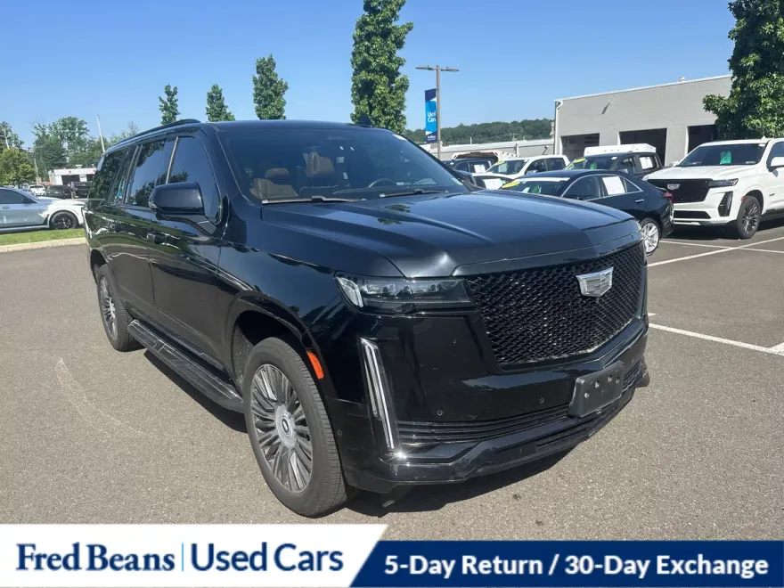 2021 Cadillac Escalade ESV Sport photo 1