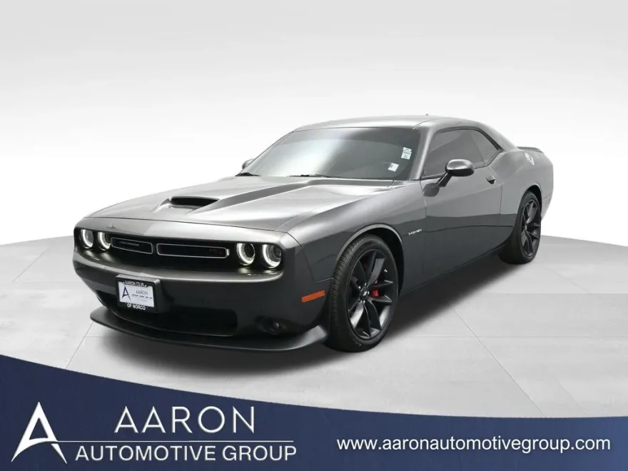 2022 Dodge Challenger R/T photo 1