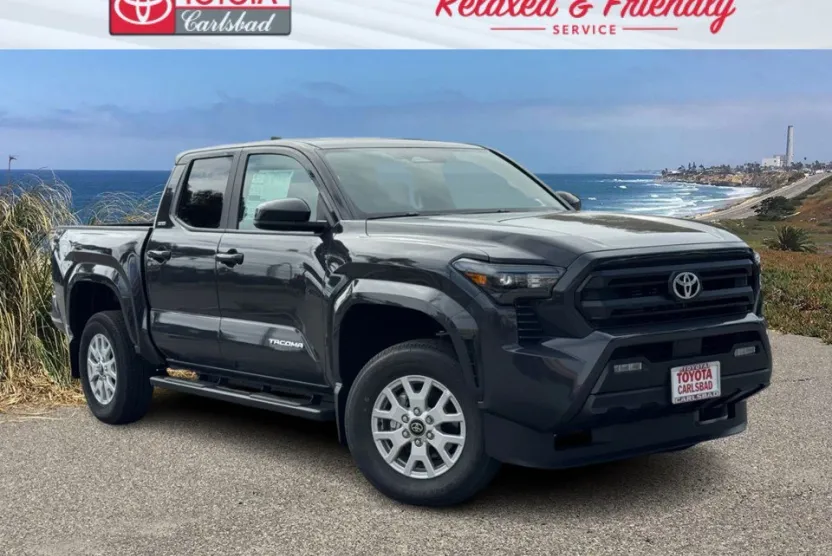 2025 Toyota Tacoma SR5 4x4 Double Cab photo 1