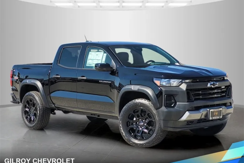 2026 Chevrolet Colorado Trail Boss photo 1