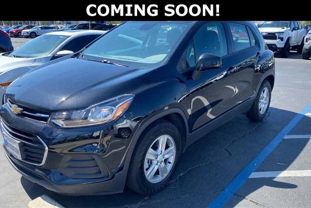 2019 Chevrolet Trax LS photo 1