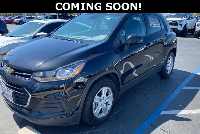 2019 Chevrolet Trax LS photo 1