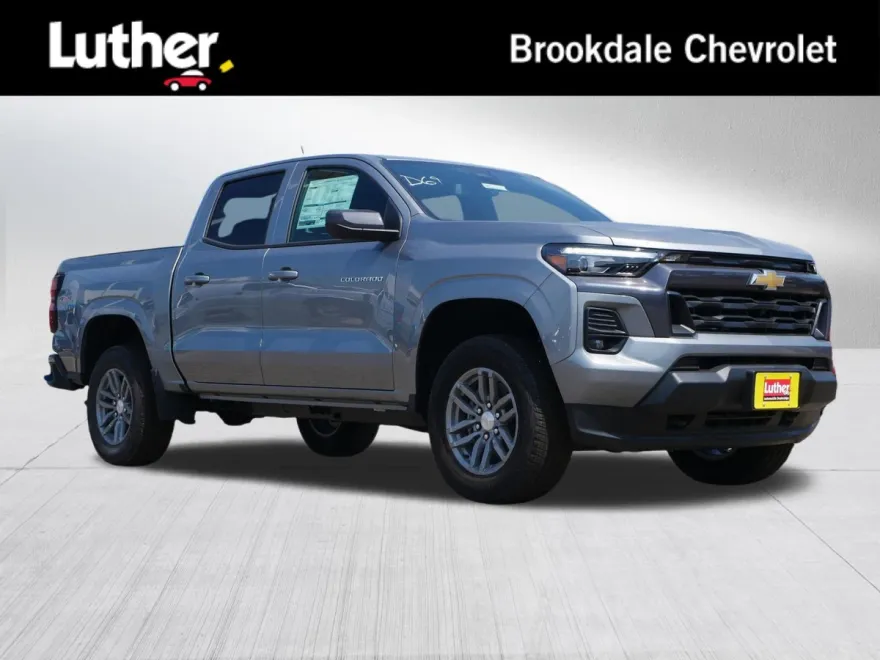 2025 Chevrolet Colorado Work Truck LT photo 1