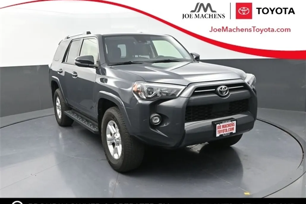 2024 Toyota 4Runner SR5 Premium photo 1