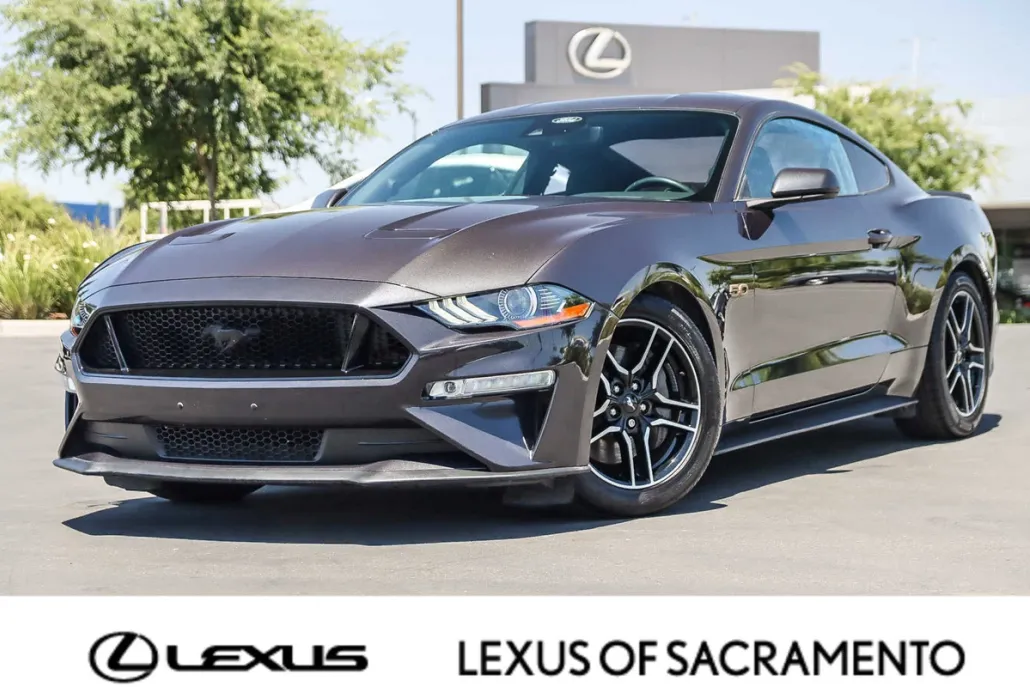 2022 Ford Mustang GT photo 1