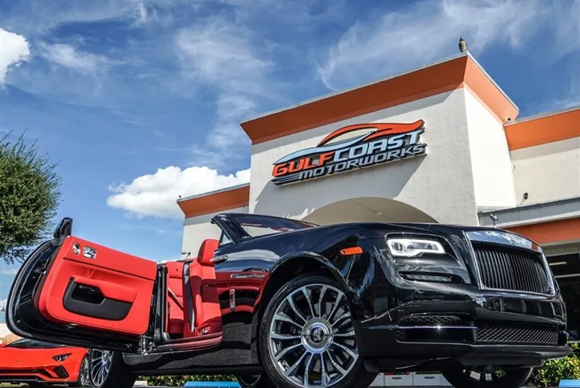 2019 Rolls Royce Dawn photo 1