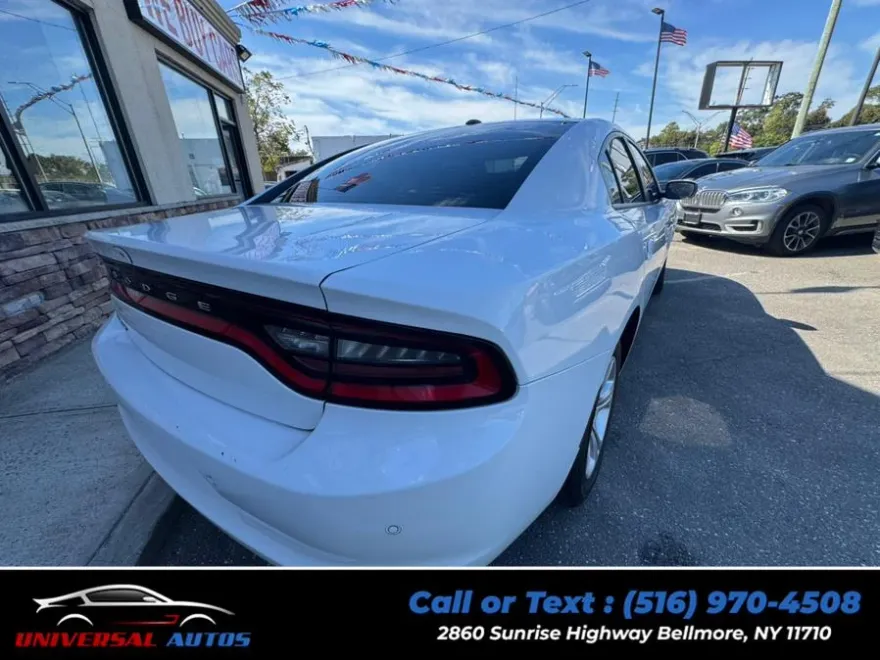 2022 Dodge Charger SXT photo 1