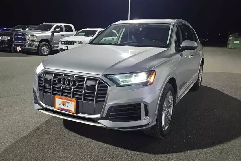 2022 Audi Q7 55 Premium Plus photo 1