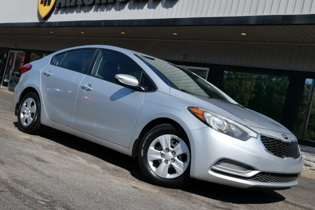2015 Kia Forte LX photo 1