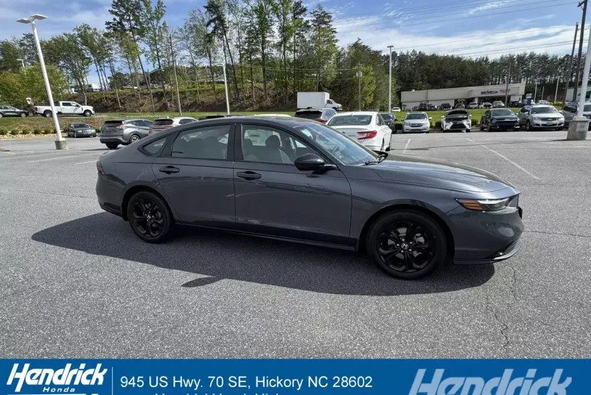 2025 Honda Accord SE photo 1