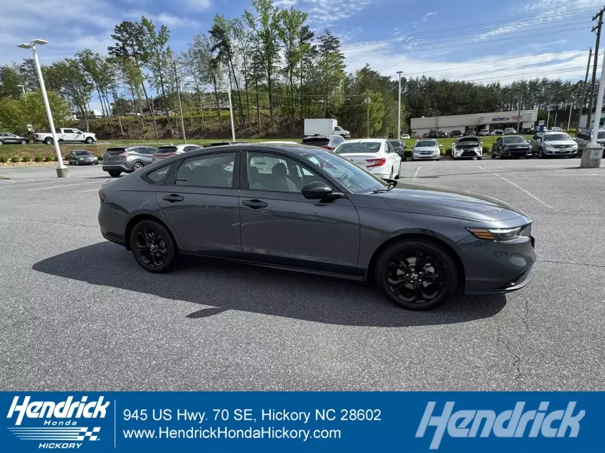 2025 Honda Accord SE photo 1