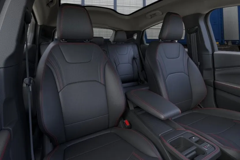 2025 Ford Mustang Mach-E Premium photo 1