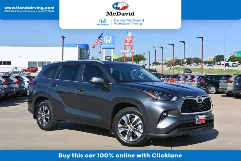 2023 Toyota Highlander XLE photo 1