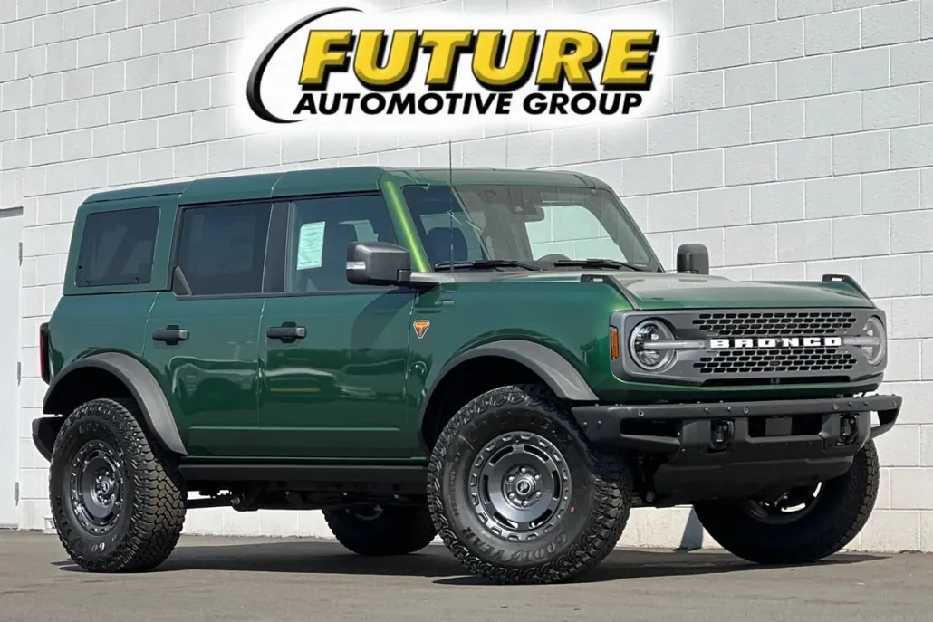 2025 Ford Bronco Badlands photo 1